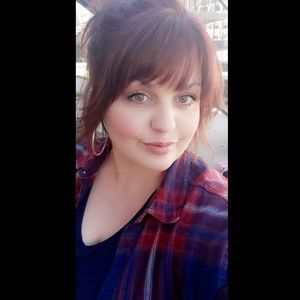 Meet your Posher, Dolly